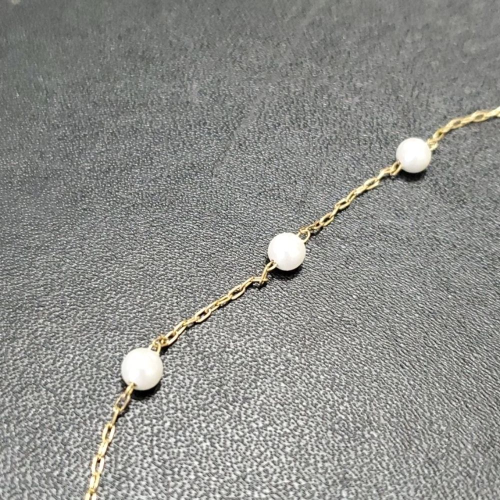 Dainty gold tone chain faux pearl station necklace 14"